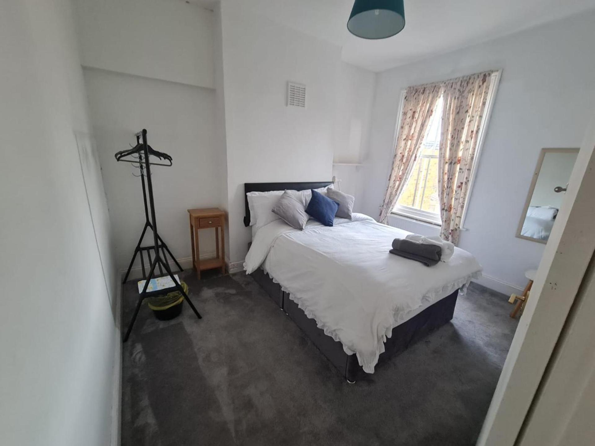 3-Bed House In London Self-Contained In Ladywell Villa Exterior photo